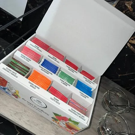 Housek.o. 3*