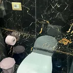 Housek.o. فندق مبيت وإفطار